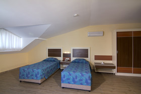 Kaila Krizantem Hotel