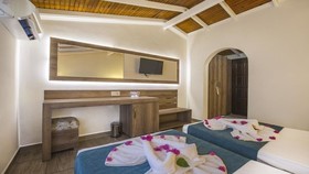 Illusion Beach & Club Hotel