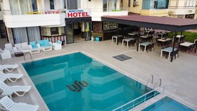 Moray & Duka Beach Hotel