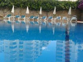 Orange Grove Apart