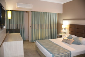 Palmeras Beach Hotel