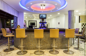 Parador Suite Apart Hotel