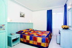 Mesut Hotel Family