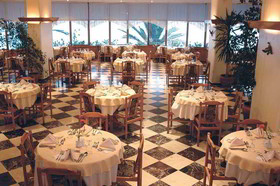 Rubi Hotel