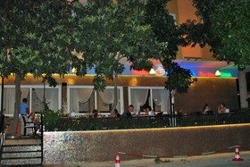 Select Apart Hotel