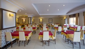 Clover Magic Park Beach Hotel