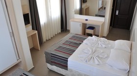 Clover Magic Park Beach Hotel