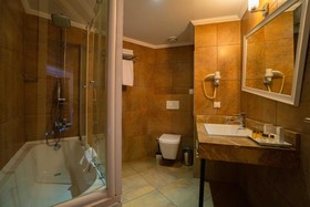 Senza The Inn Resort & SPA