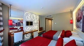 Vikingen Infinity Resort & Spa