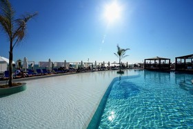 Vikingen Infinity Resort & Spa