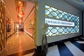 Vikingen Infinity Resort & Spa