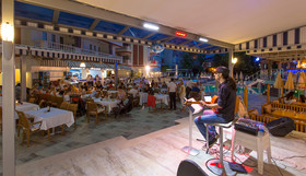 Villa Sunflower Hotel