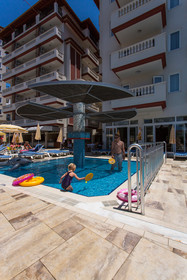Villa Sunflower Hotel