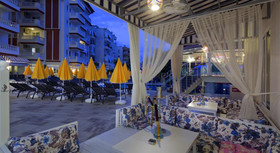 Villa Sunflower Hotel