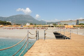 Gold City Hotel