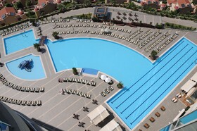Gold City Hotel