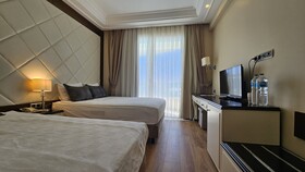 Gold City Hotel