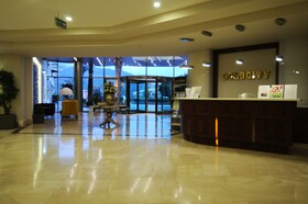 Gold City Hotel