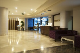 Gold City Hotel