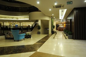 Gold City Hotel