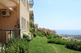 Gold City Hotel