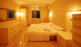 Gold City Hotel