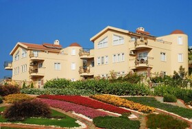 Gold City Hotel