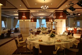 Gold City Hotel