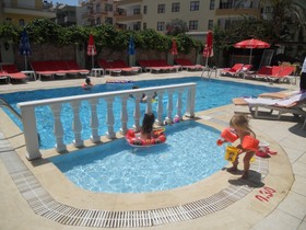 Kleopatra Icaria Hotel
