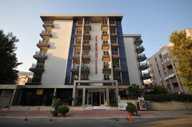 Kleopatra Micador Hotel