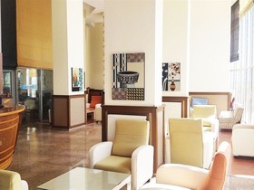 Acropol Beach