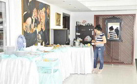 Lucky Monkey Hotel