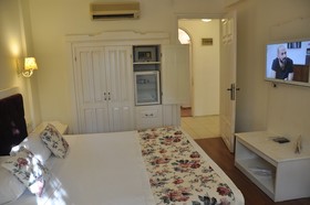 Adalya Port Hotel