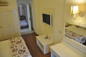 Adalya Port Hotel