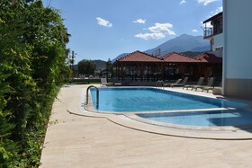 Akin Apart And Hotel