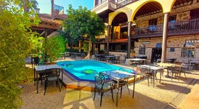 Alp Pasa Hotel