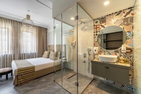 Alp Pasa Hotel