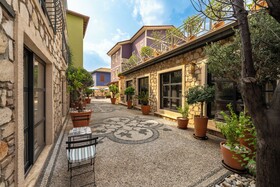 Alp Pasa Hotel