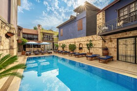 Alp Pasa Hotel