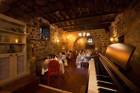 Alp Pasa Hotel