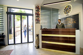 Mera Park Hotel