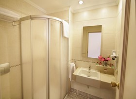Aspen Hotel