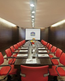 Best Western Plus Khan Hotel