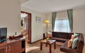 Best Western Plus Khan Hotel