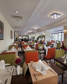 Best Western Plus Khan Hotel