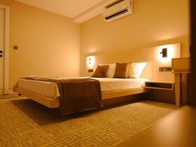 Bonnie City Hotel