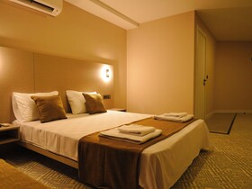 Bonnie City Hotel