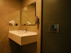 Bonnie City Hotel