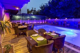 Nfk The House Hotel