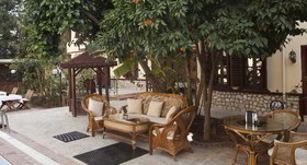 Castle Old Town Hotel